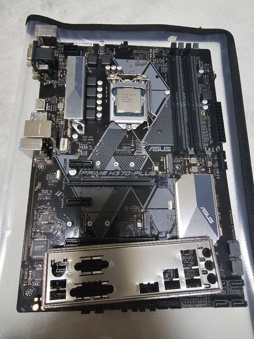 i5 8400 ASUS B360 - PLUS io パネルあり