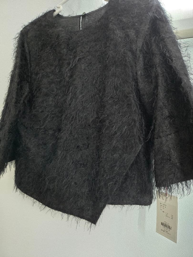 パシオーネ　PASSIONE　黒ラミーベスト　　新品未使用！