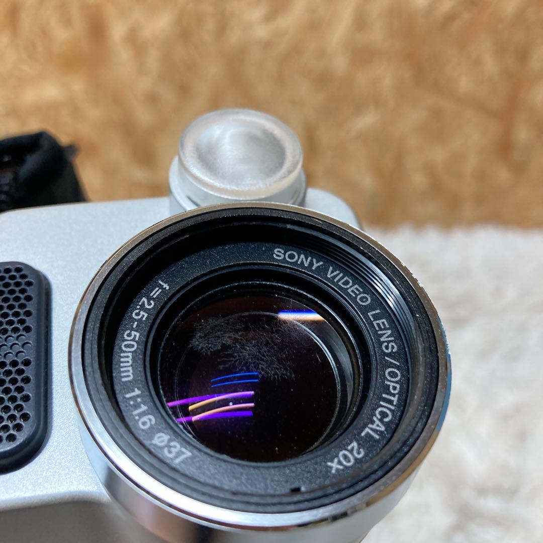 SONY ソニー　CCD-TRV106 8mm ビデオカメラ