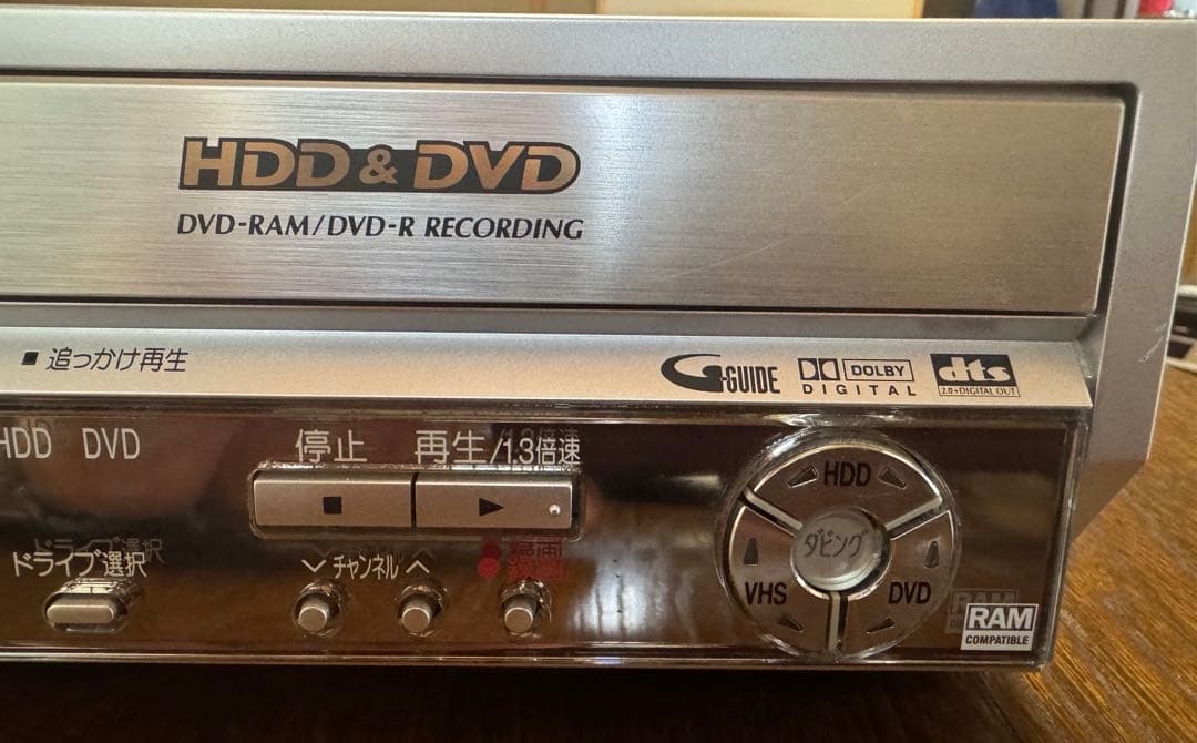 美品　Panasonic DMR-E150V VHS DVDプレーヤー