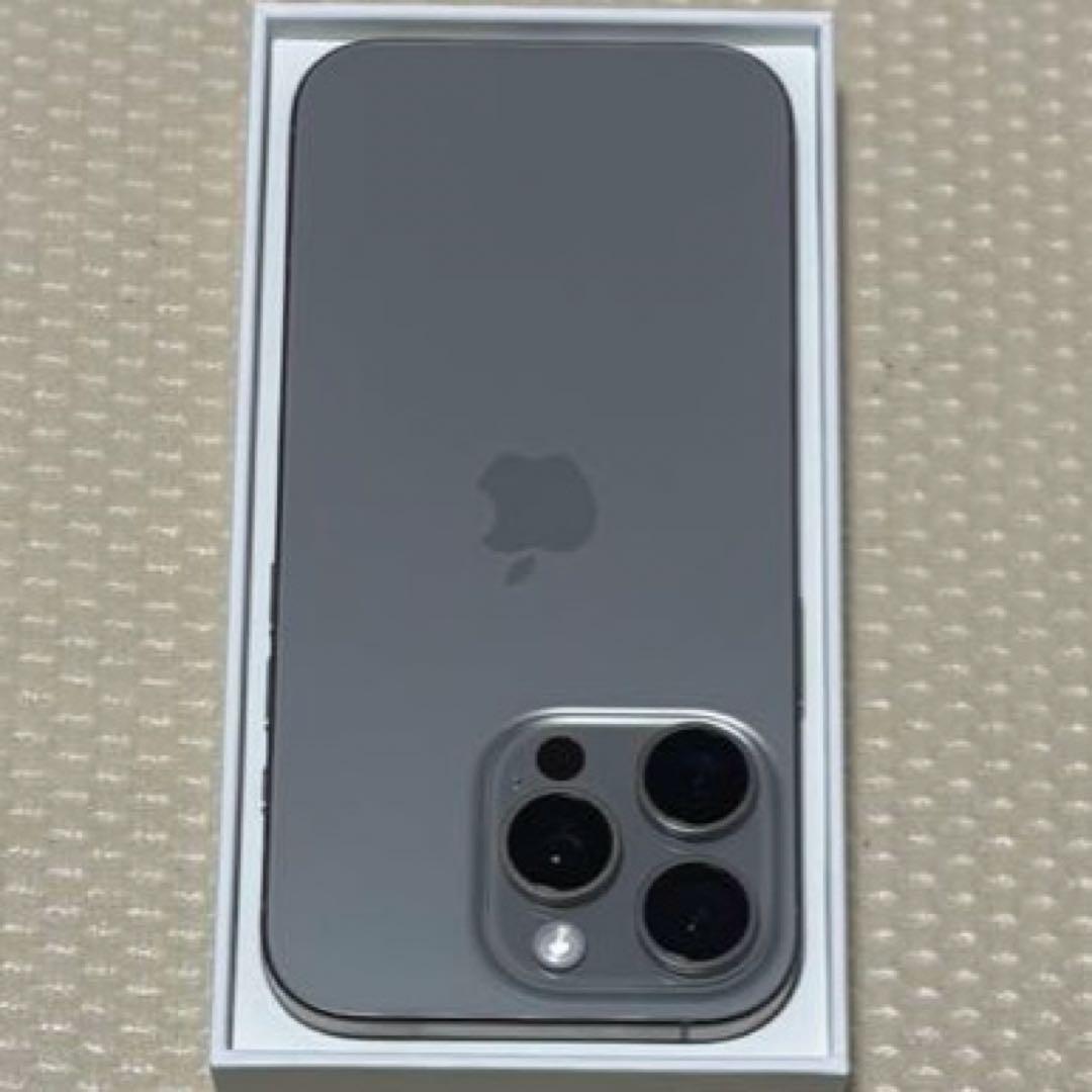 バッテリー容量100% iPhone16Pro 256GB SIMフリー 本体！