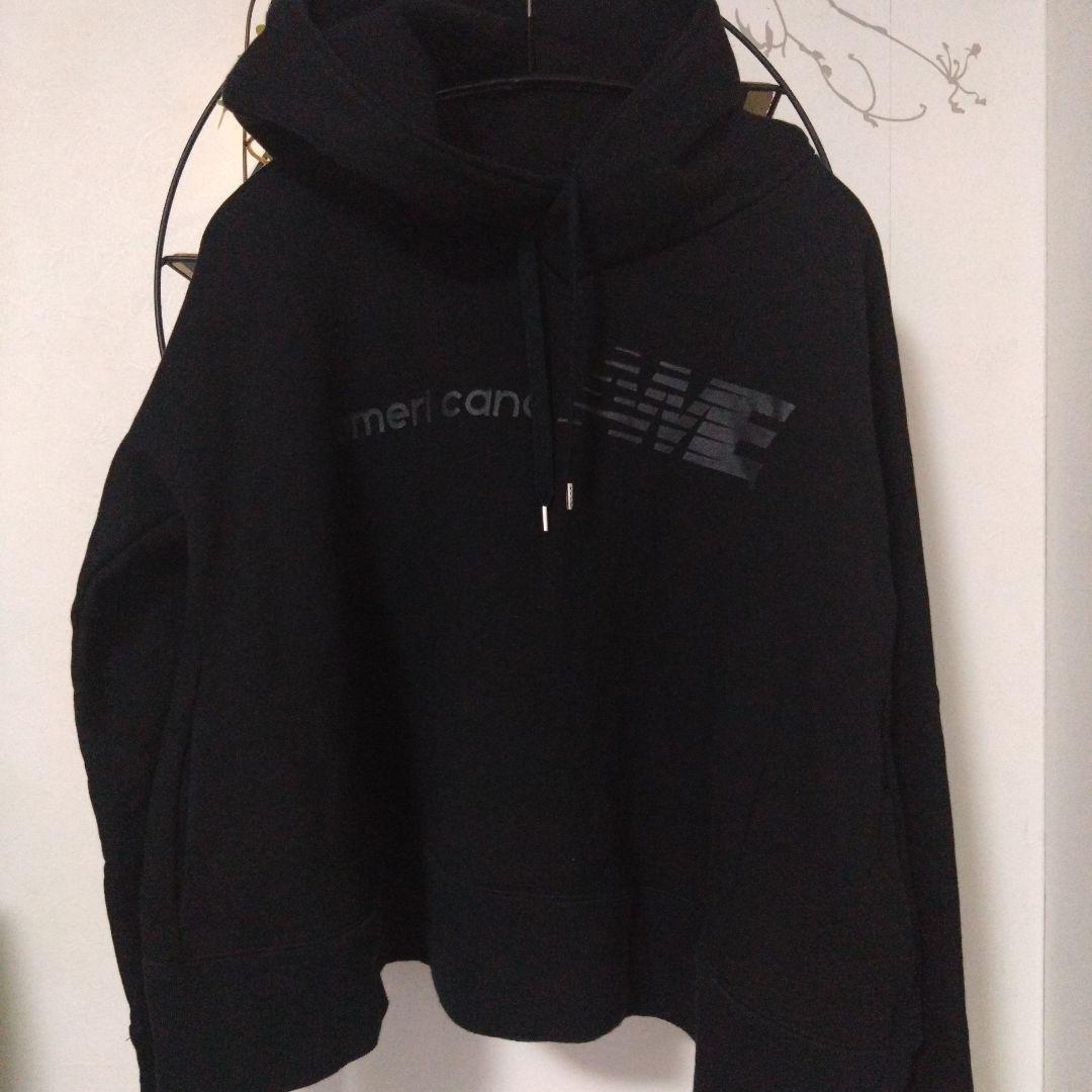 限定お値下げ★Americana★ブラック パーカー ロゴ入り