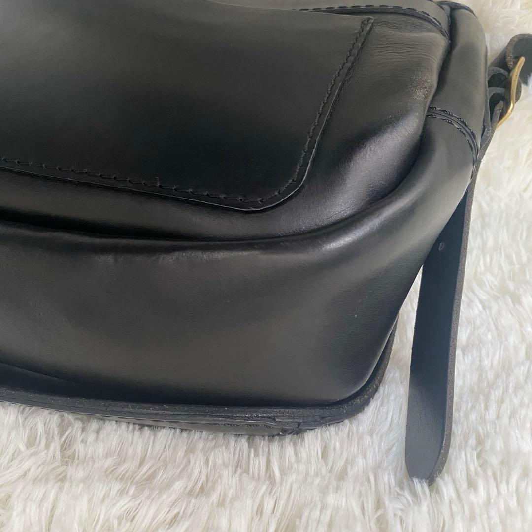 HERZ 総かぶせのメッセンジャーバッグ