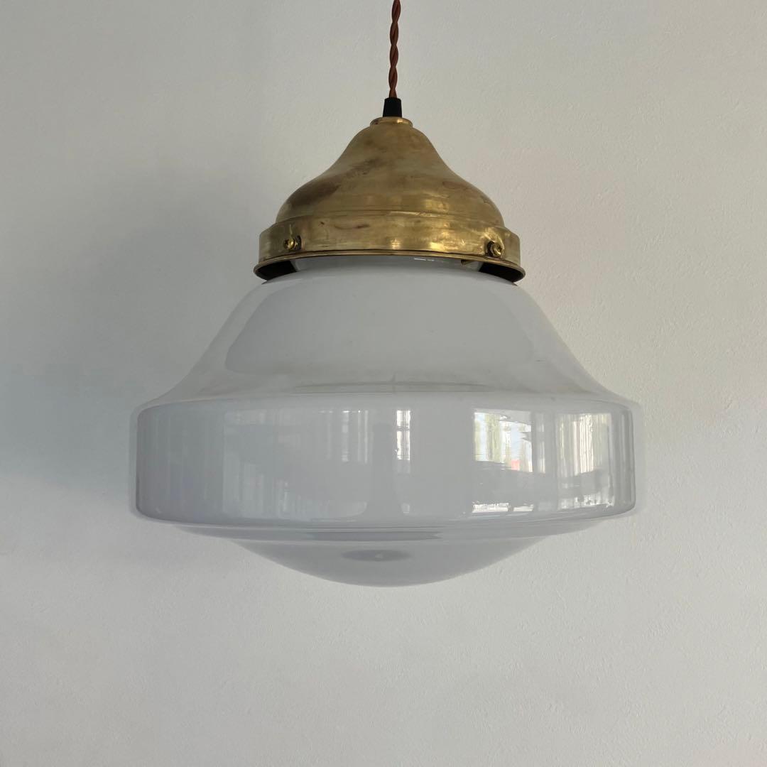 レトロ　アンティーク　古道具　真鍮　ガラス　ランプシェード　電灯　電球　ライト