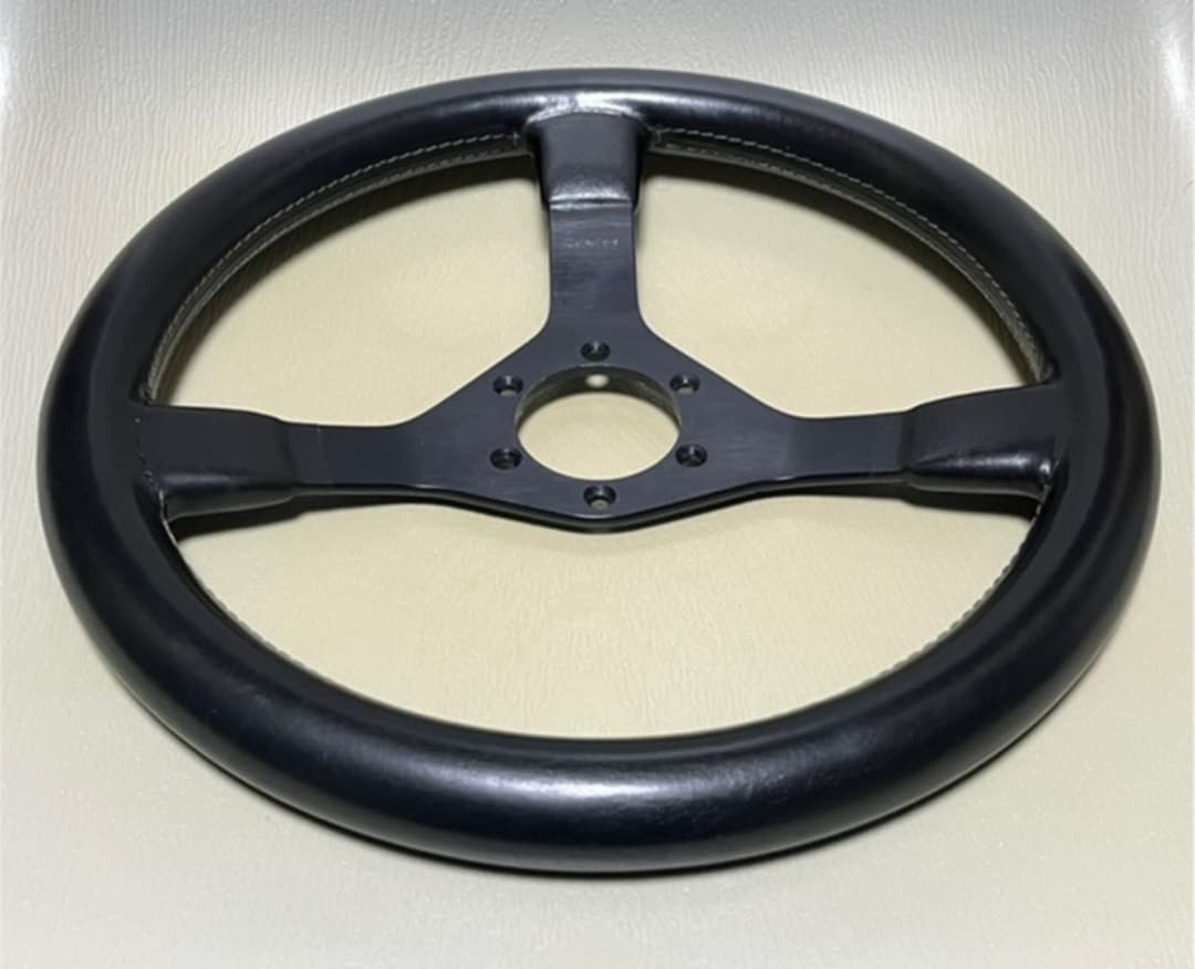 【当時物・美品】MOMO ステアリング マリオアンドレッティ 35 φ