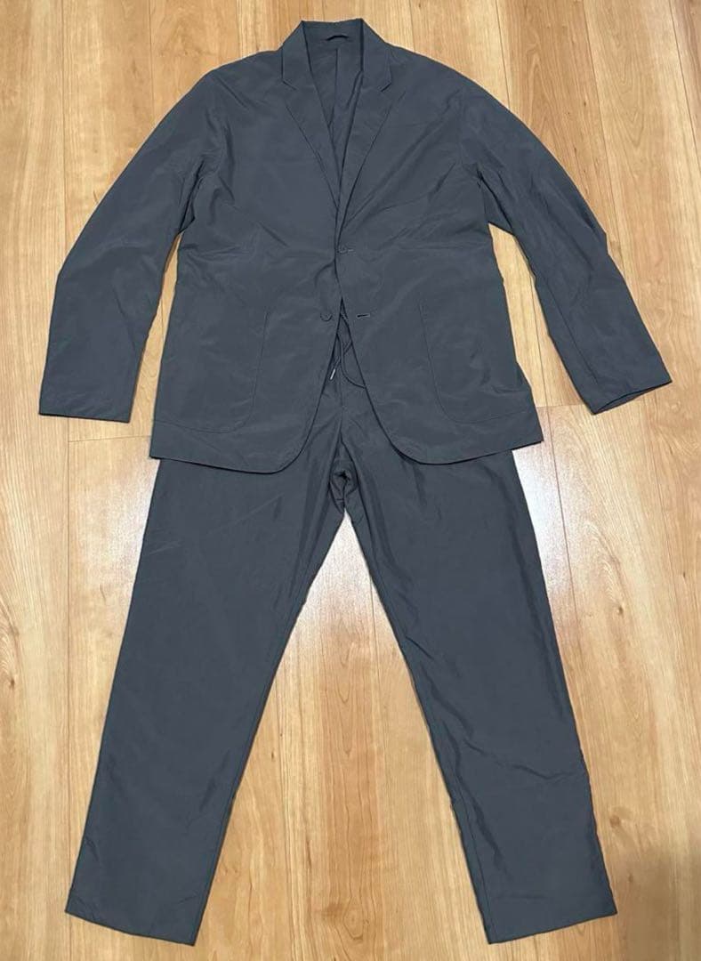 デサント　セットアップ　チャコール