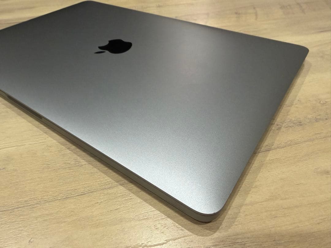 美品　Apple MacBook Pro(13-inch,2020)512GB