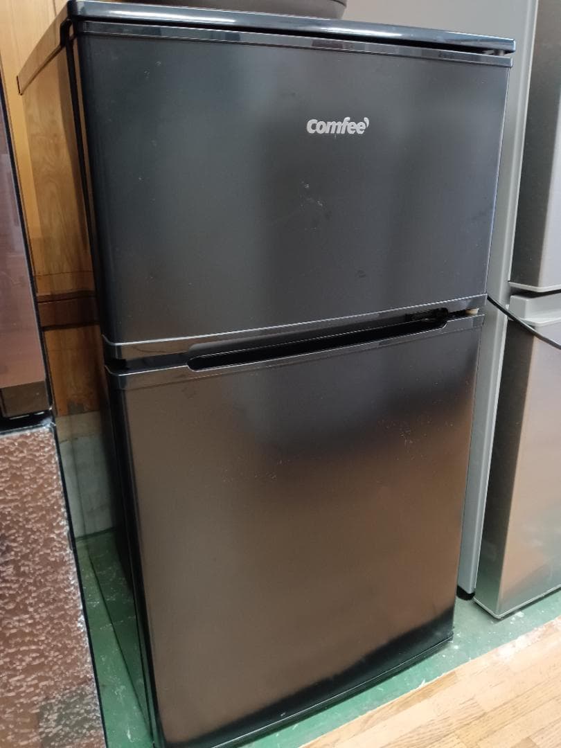 2024年式　Comfee ブラック 2ドア冷蔵庫 RCT90BL