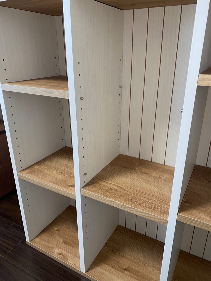 プロフィール必読さきです　カントリー調ナチュラル本棚