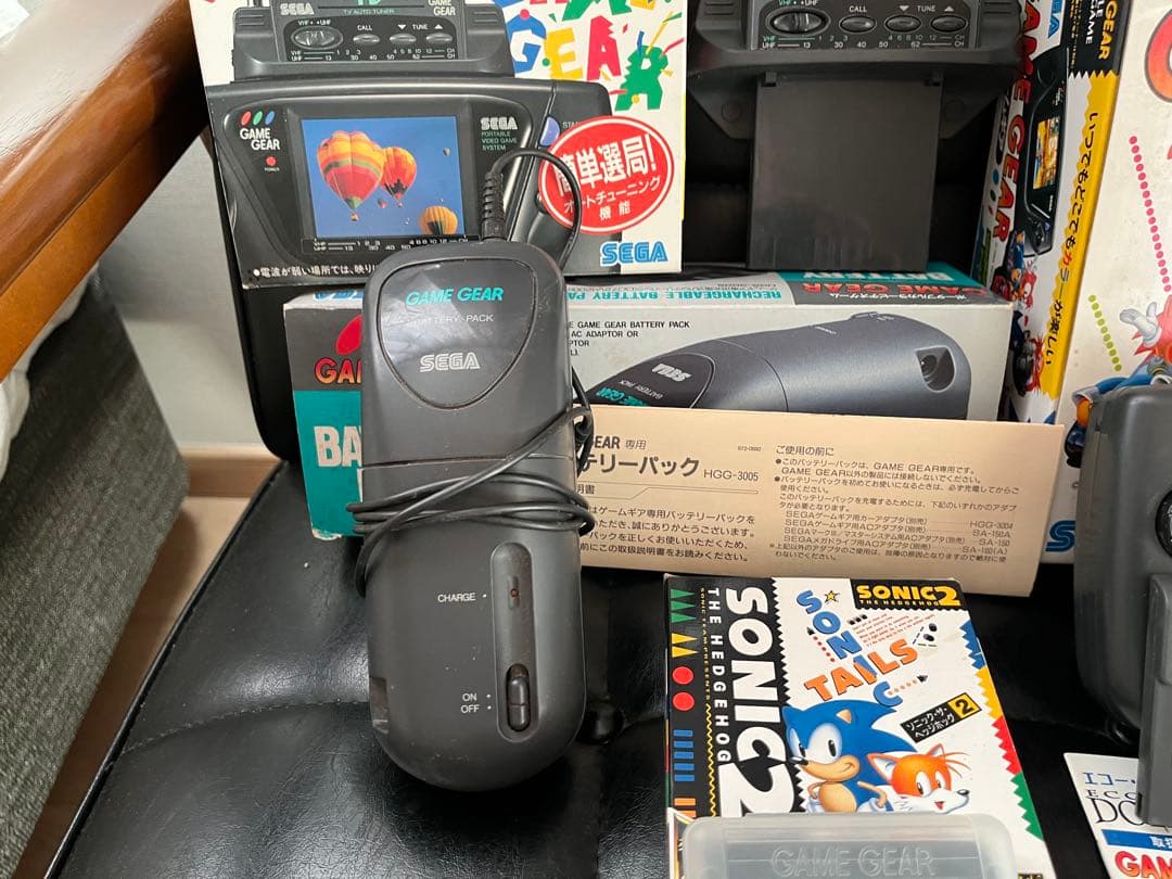 ゲームギア　本体、TVチューナー、バッテリーパック　ソフト