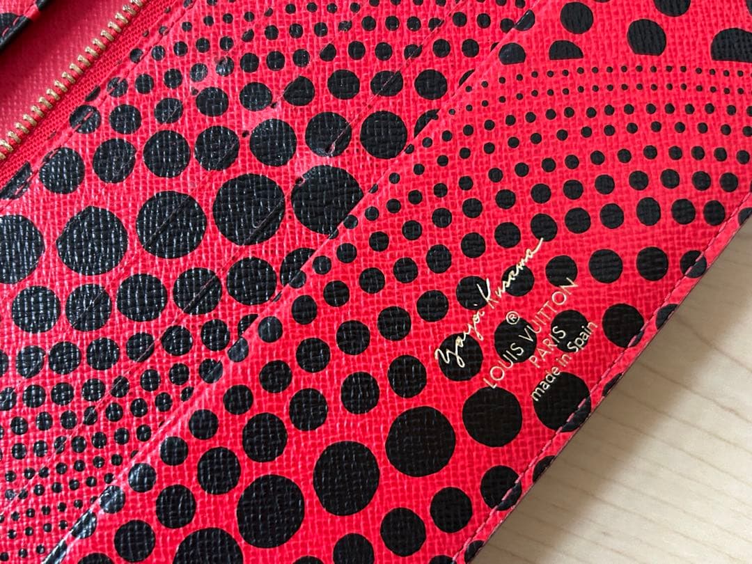 ルイヴィトン ポルトフォイユ アンソリット 草間彌生 長財布　赤