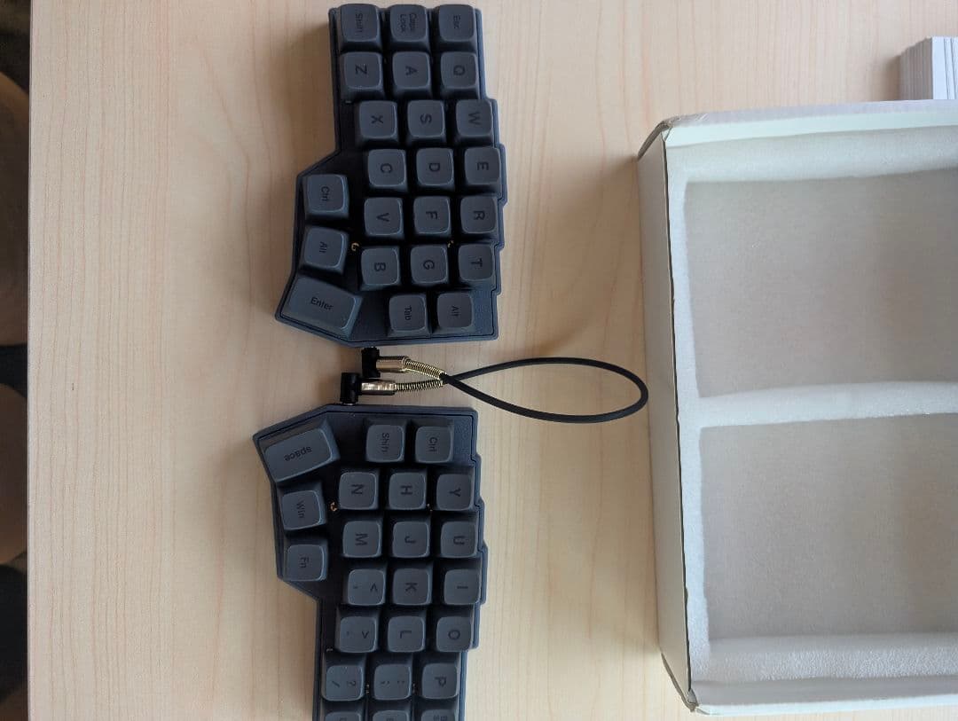 corne v4 cherry 有線 動作確認済み