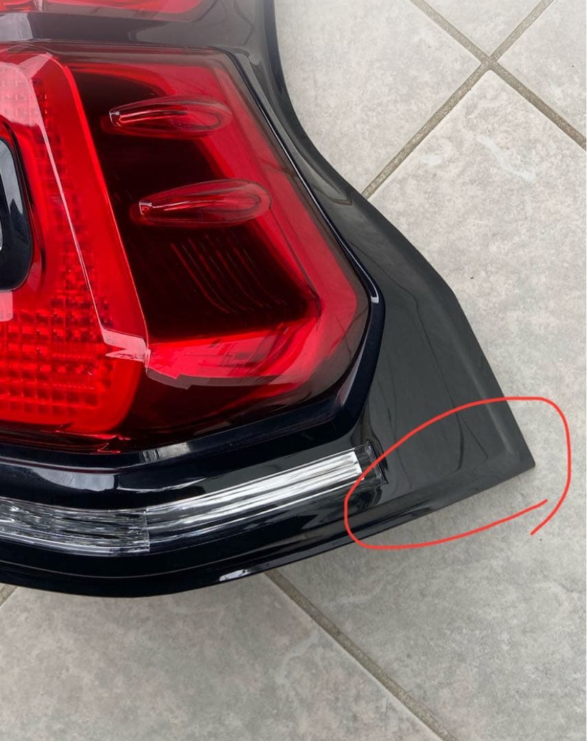 ランドクルーザープラド　150後期　テールランプ 右