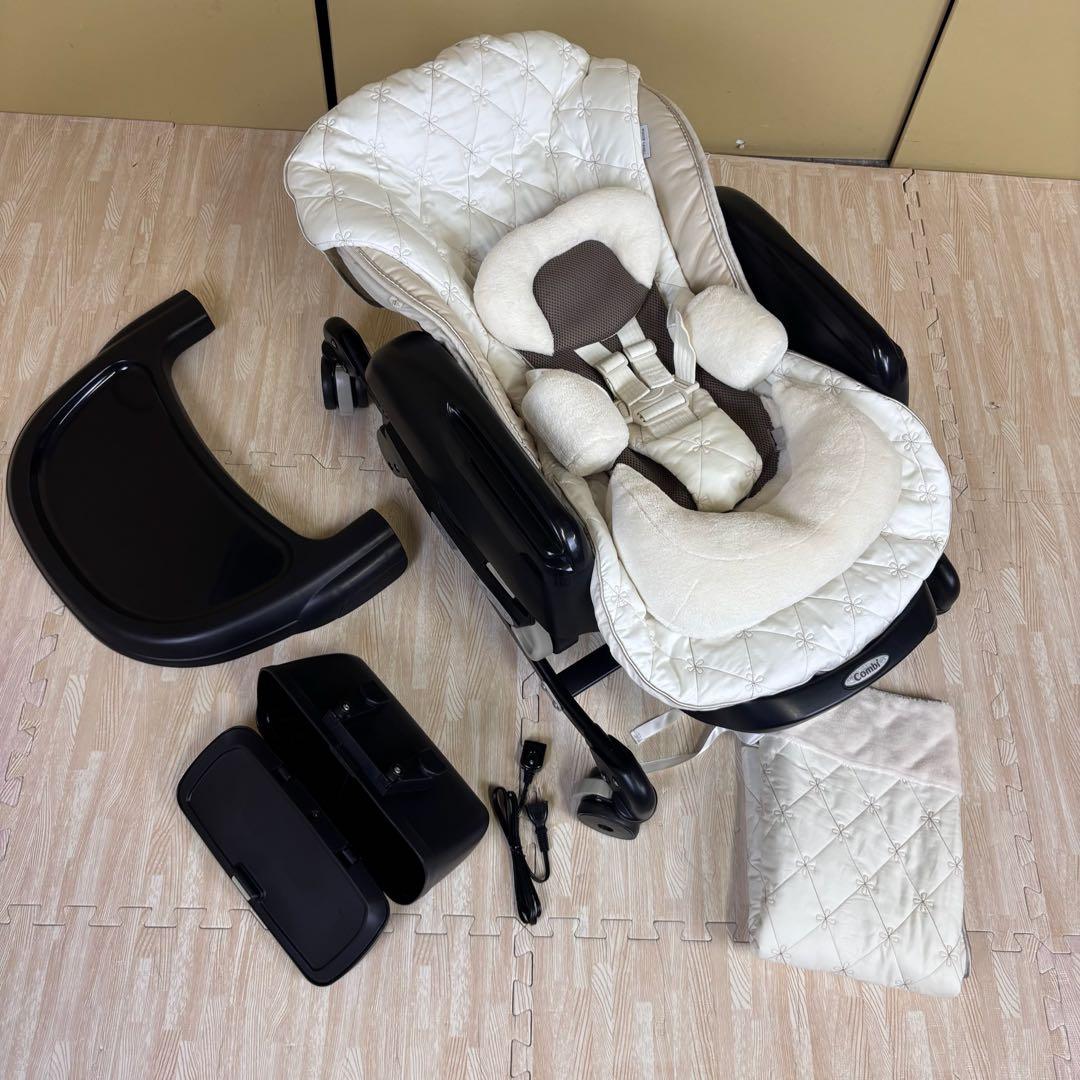 クリーニング済☆美品☆　コンビ　電動式　フェアレット　オートスイング　ラグジュア