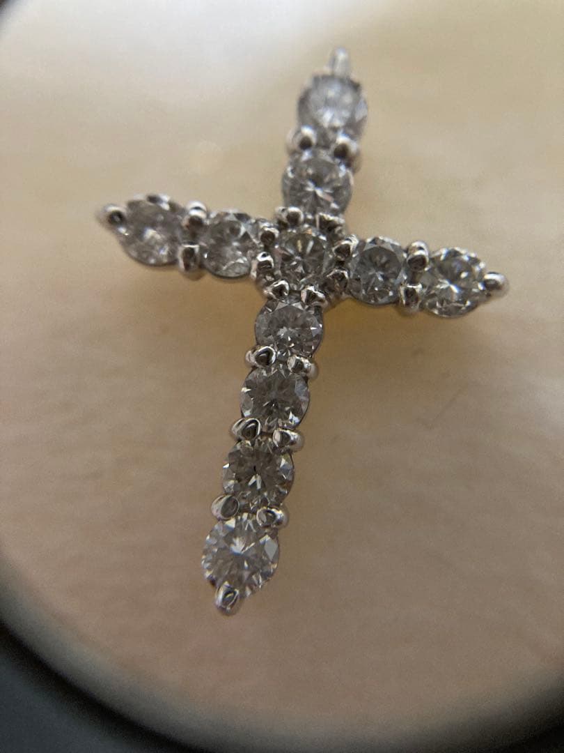 澪*様 pt900 ダイヤモンド　ネックレストップ　クロス