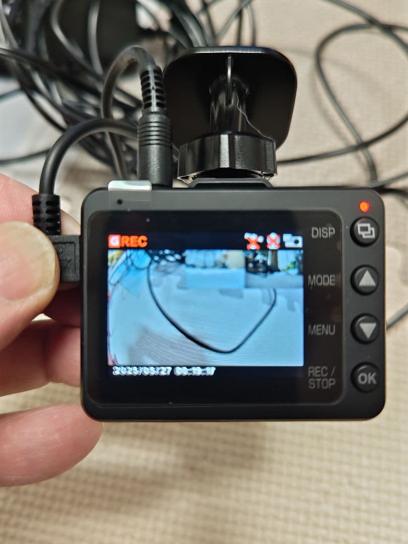 Yupiteru Y-3000ドライブレコーダー３カメラ配線付き