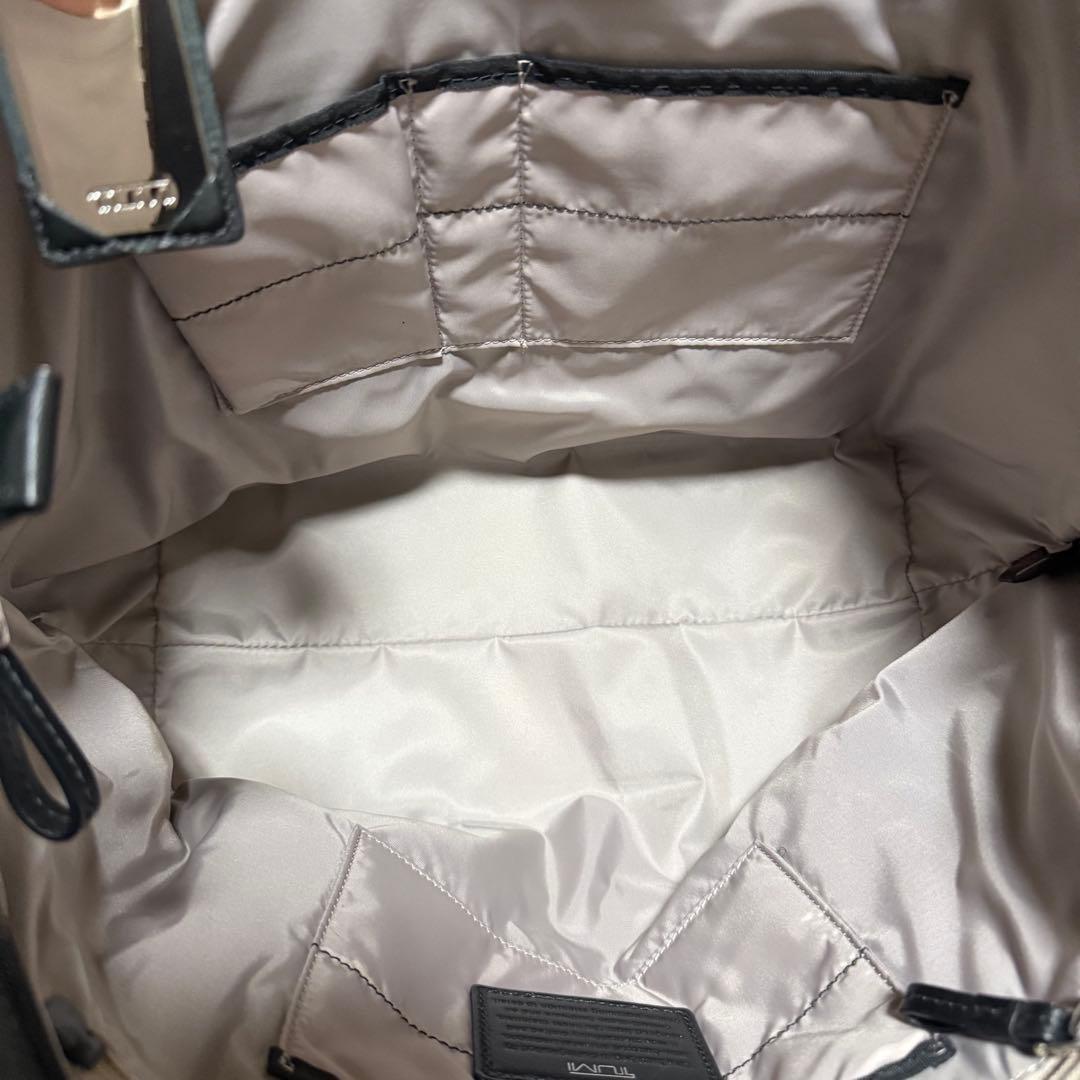 ⭐️未使用級⭐️TUMI エブリデイトートバッグ　レザー　ブラック　A収納可能