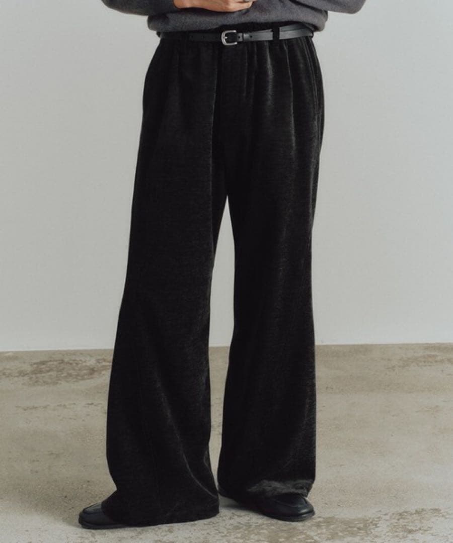 パンツ WASHED VELVET CURVE CUT WIDE PANTS