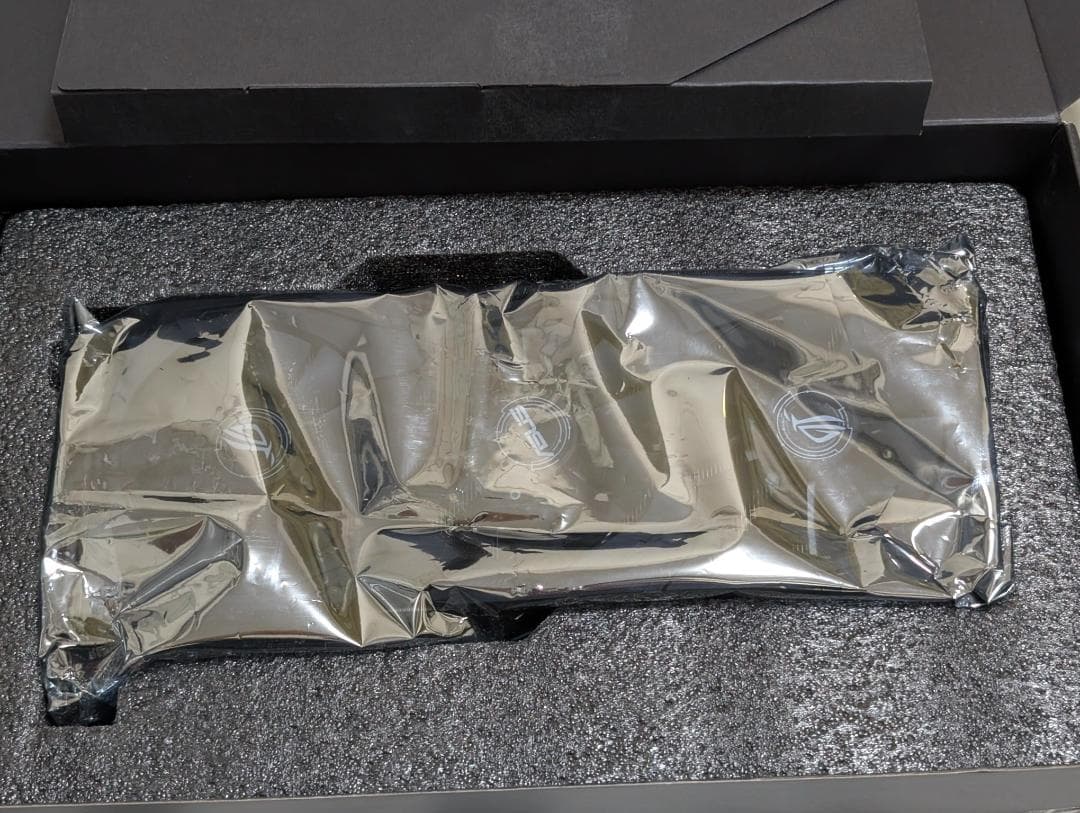 グラフィックボード・グラボ・ビデオカード ASUS ROG STRIX-GTX1060-O6G-GAMING [6GB]