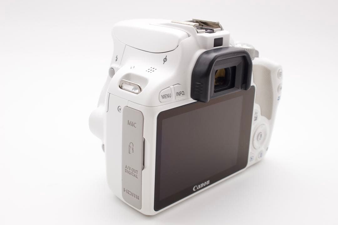 Canon EOS Kiss X7 ホワイト 純正レンズキット　スマホ転送　美品