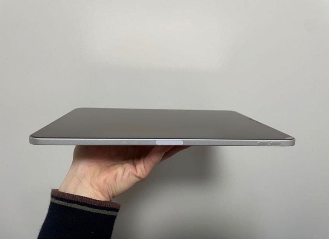 美品 iPadAir4 本体 シルバー