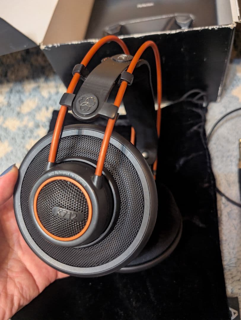AKG K712 PRO ヘッドフォン