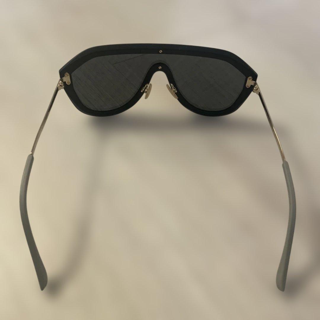 FENDI シールドスタイル サングラス