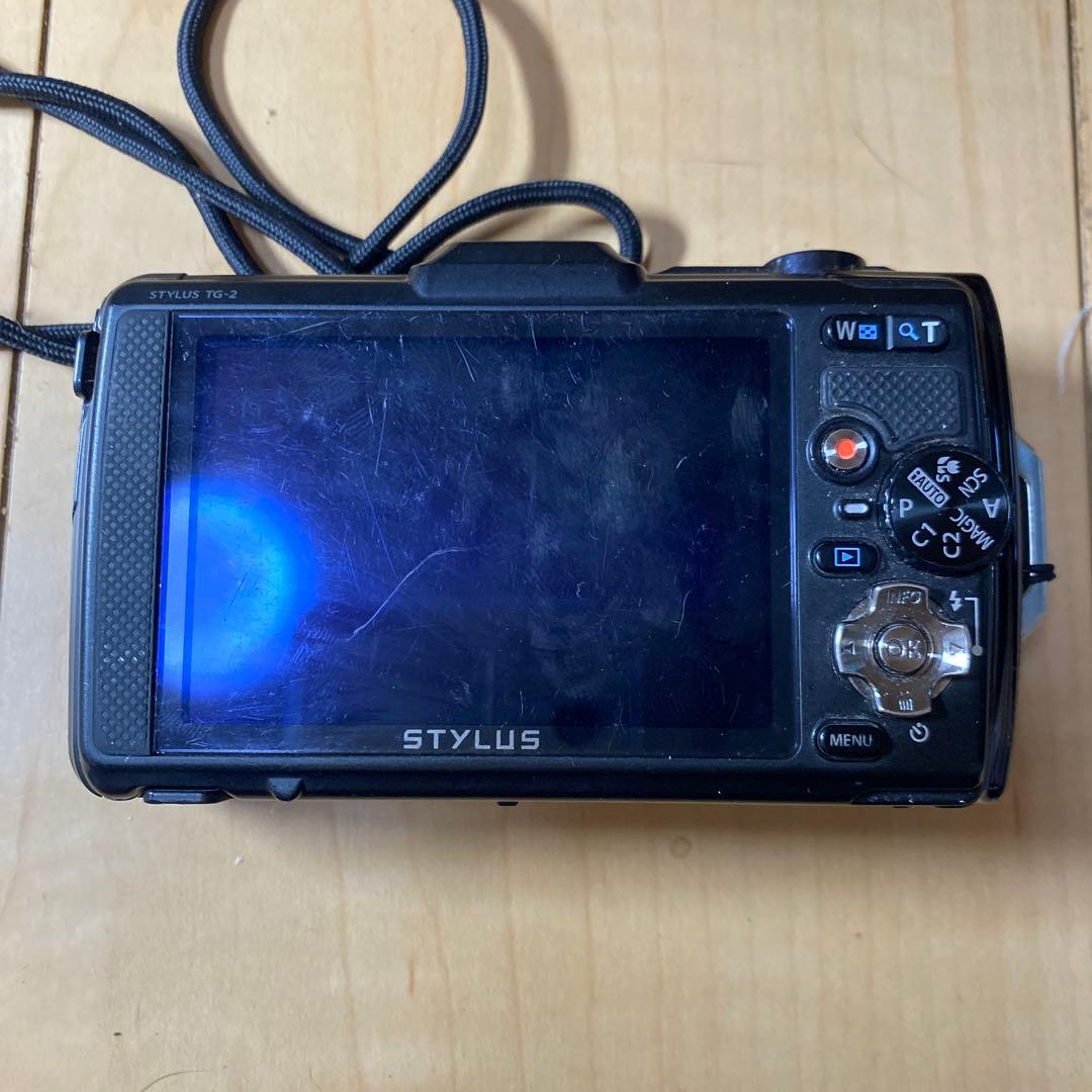 OLYMPUS TG-2 デジタルカメラ+バッテリーx2