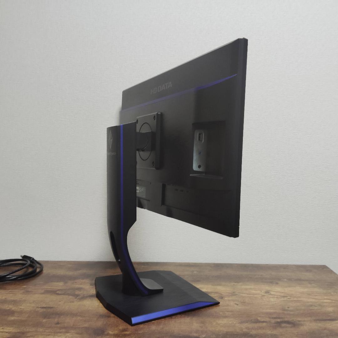 心を燃やせ !!  ★ ゲーミングディスプレイ GigaCrysta