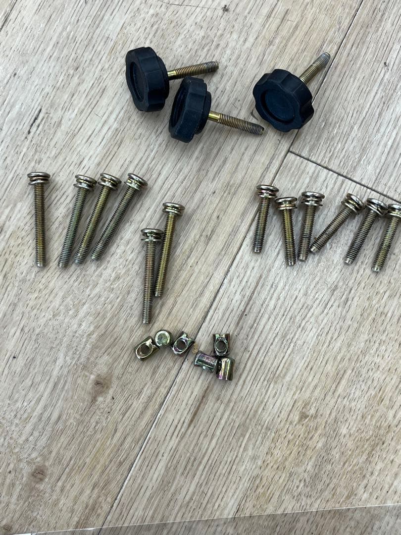 【美品】大和屋 yamatoya すくすくスリムフィットチェア テーブルガード付