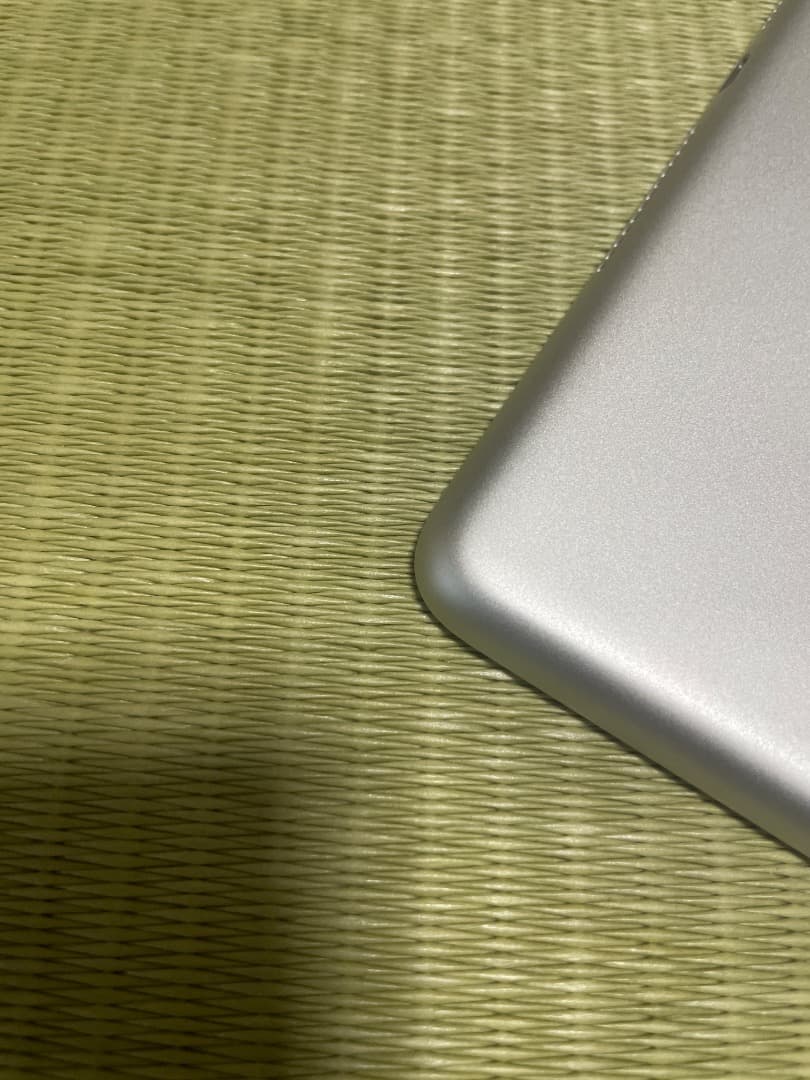 iPad 第8世代 32GB Wi-Fi モデル