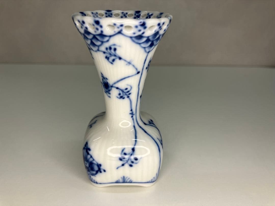 ロイヤル コペンハーゲン 一輪挿し 陶器 食器 花瓶 インテリア 【A852】