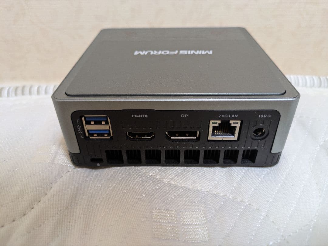 MINISFORUM UM350 ミニPC　16GBメモリ 512GB SSD