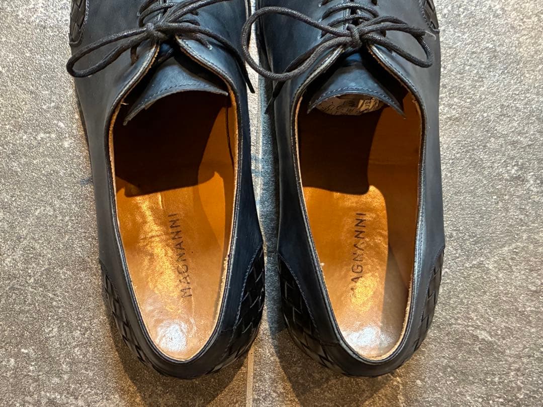 た*う様 美品マグナーニ ドレスシューズ ネイビー×ブラック イントレチャート