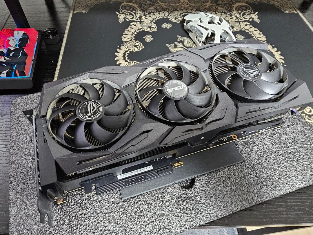 グラフィックボード・グラボ・ビデオカード ASUS ROG STRIX GeForce RTX 2080 Ti