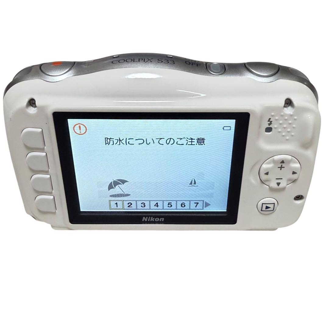 (完品・美品)Nikon COOLPIX S33 防水デジカメ 付属品完備
