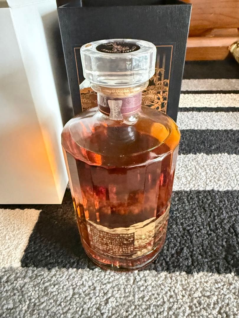 Hibiki 21年 ウイスキー クリスタルボトル