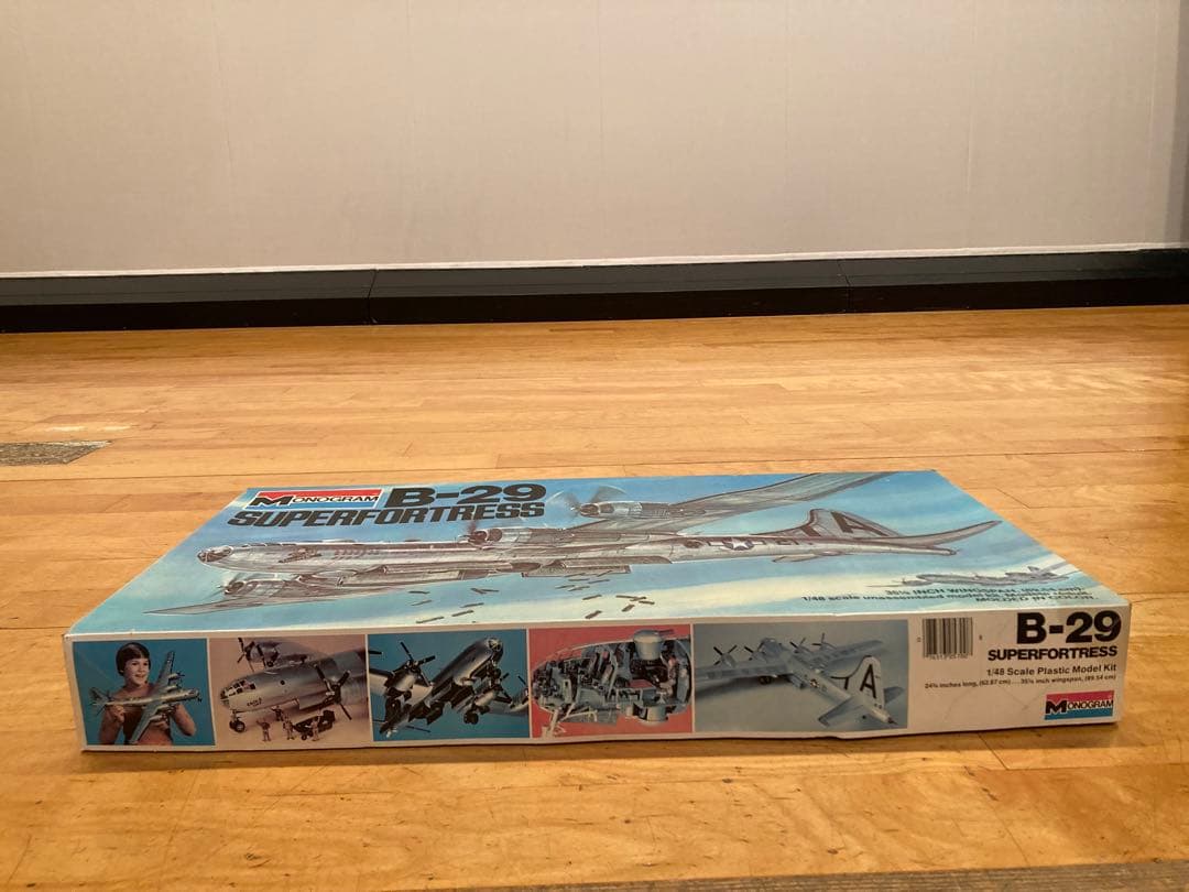 レアMonogram B-29 SUPERFORTRESS 1/48