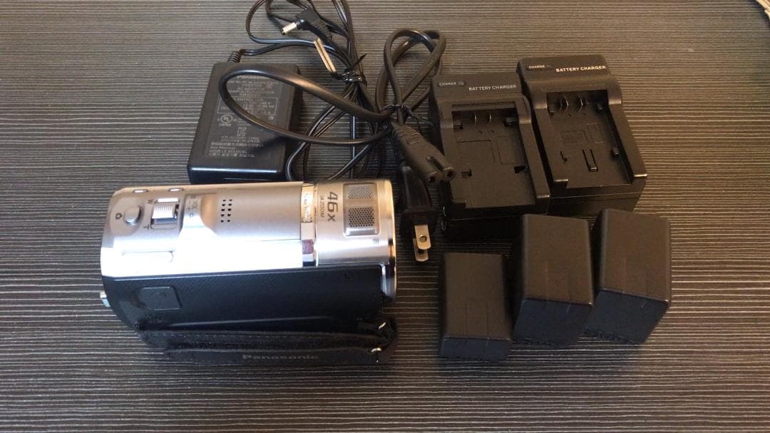 Panasonic HC-V600M ビデオカメラ 本体