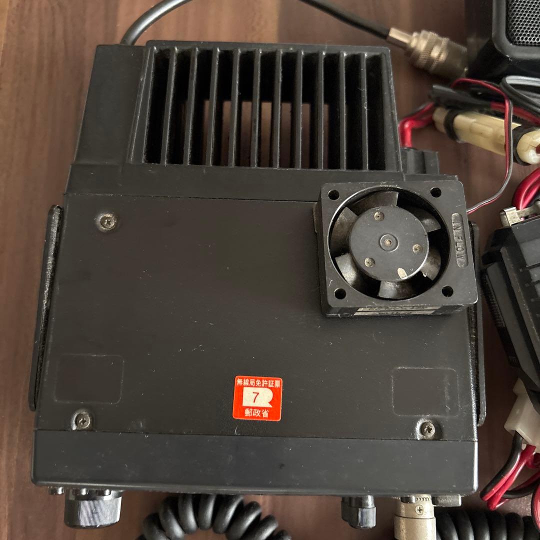 YAESU FT-715 /MH-14D8 /P800/FMトランシーバー