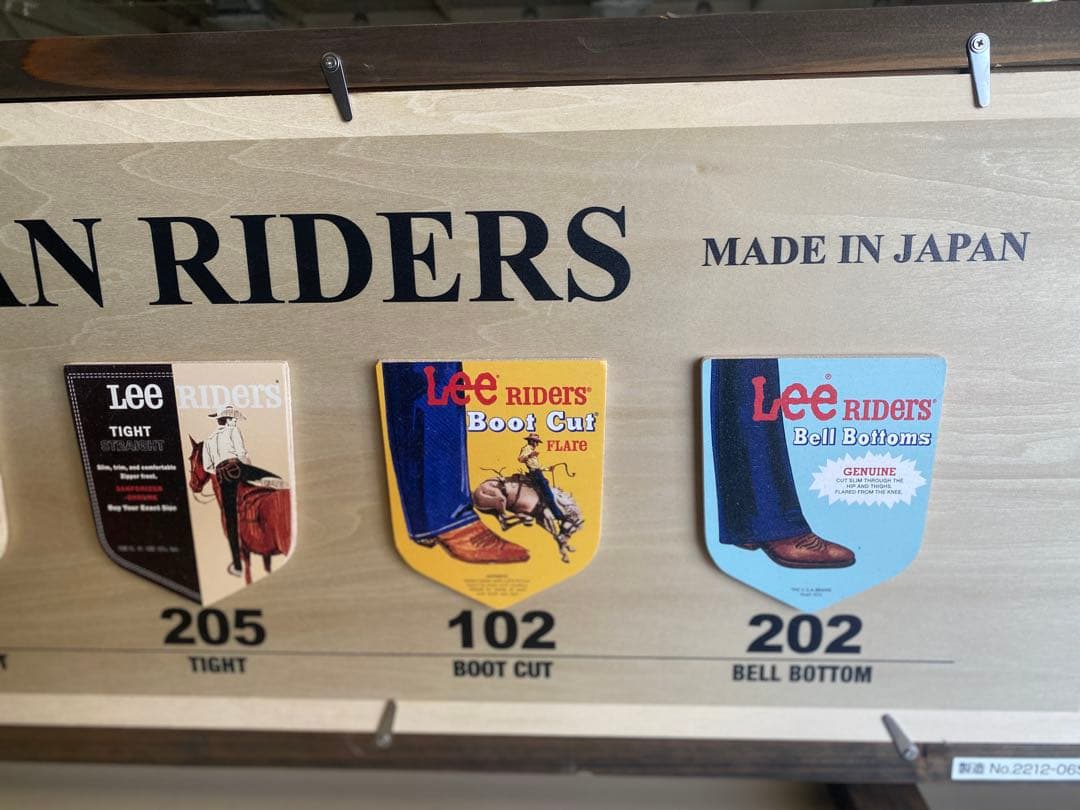 Lee木製看板 ディスプレイ