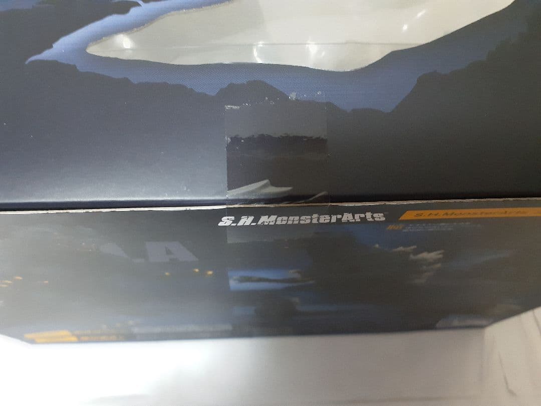 【値下げ】S.H.MonsterArts【ゴジラ2004】 酒井ゆうじ　未開封