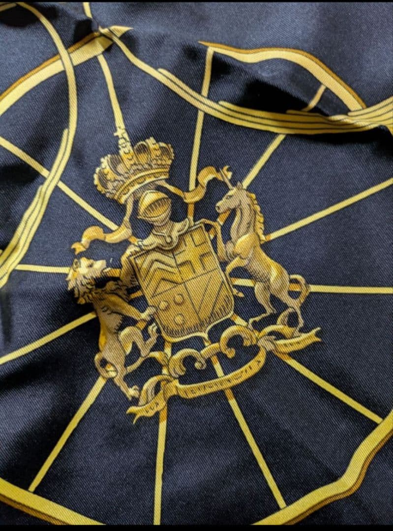 正規品 HERMES エルメス スカーフ秋風さん専用