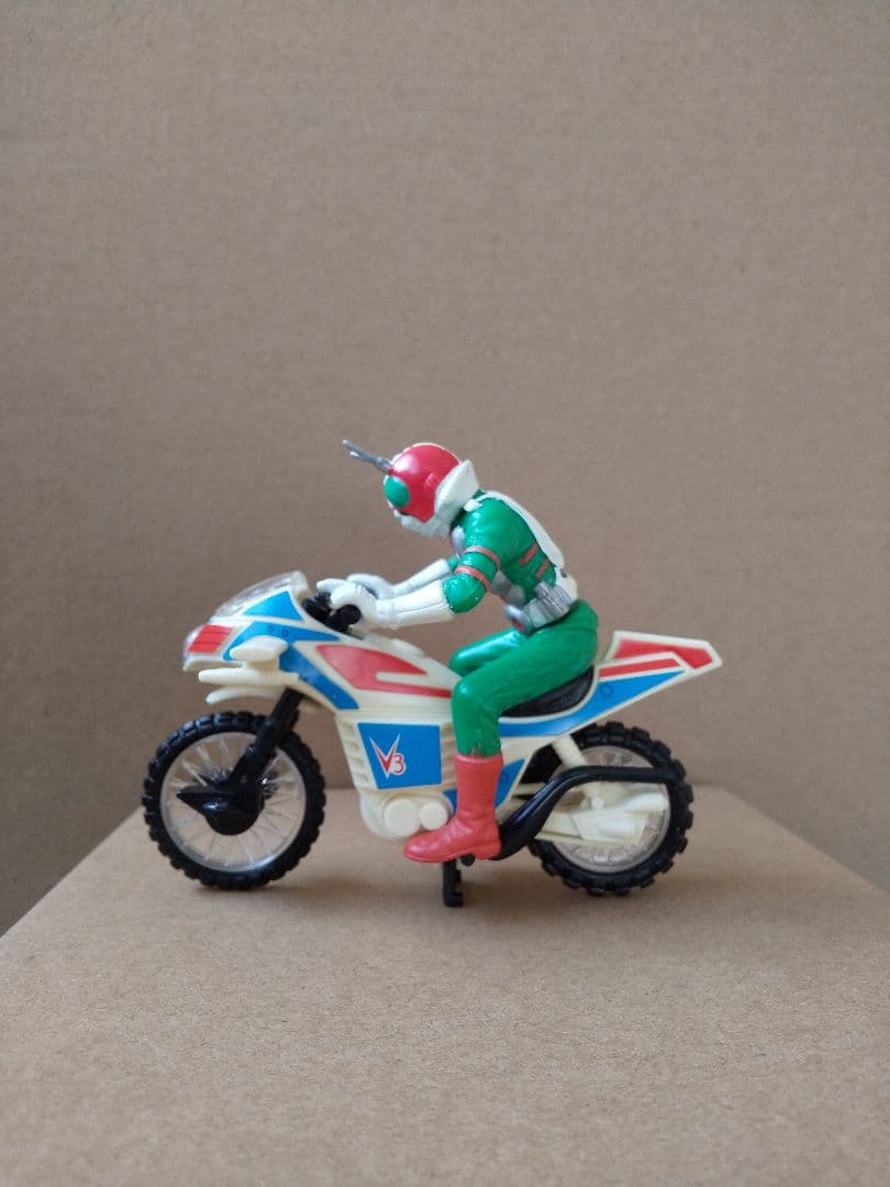 （ベッテルさん取り置き、来週月曜日まで）ザ・ライダーマシン 仮面ライダー ガチャ