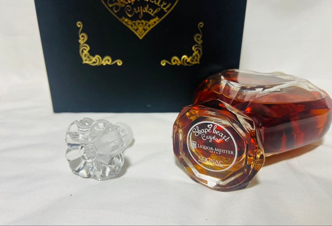 シェイプハート　クリアクリスタルボトル　替え栓・化粧箱付き！未開封　国産品