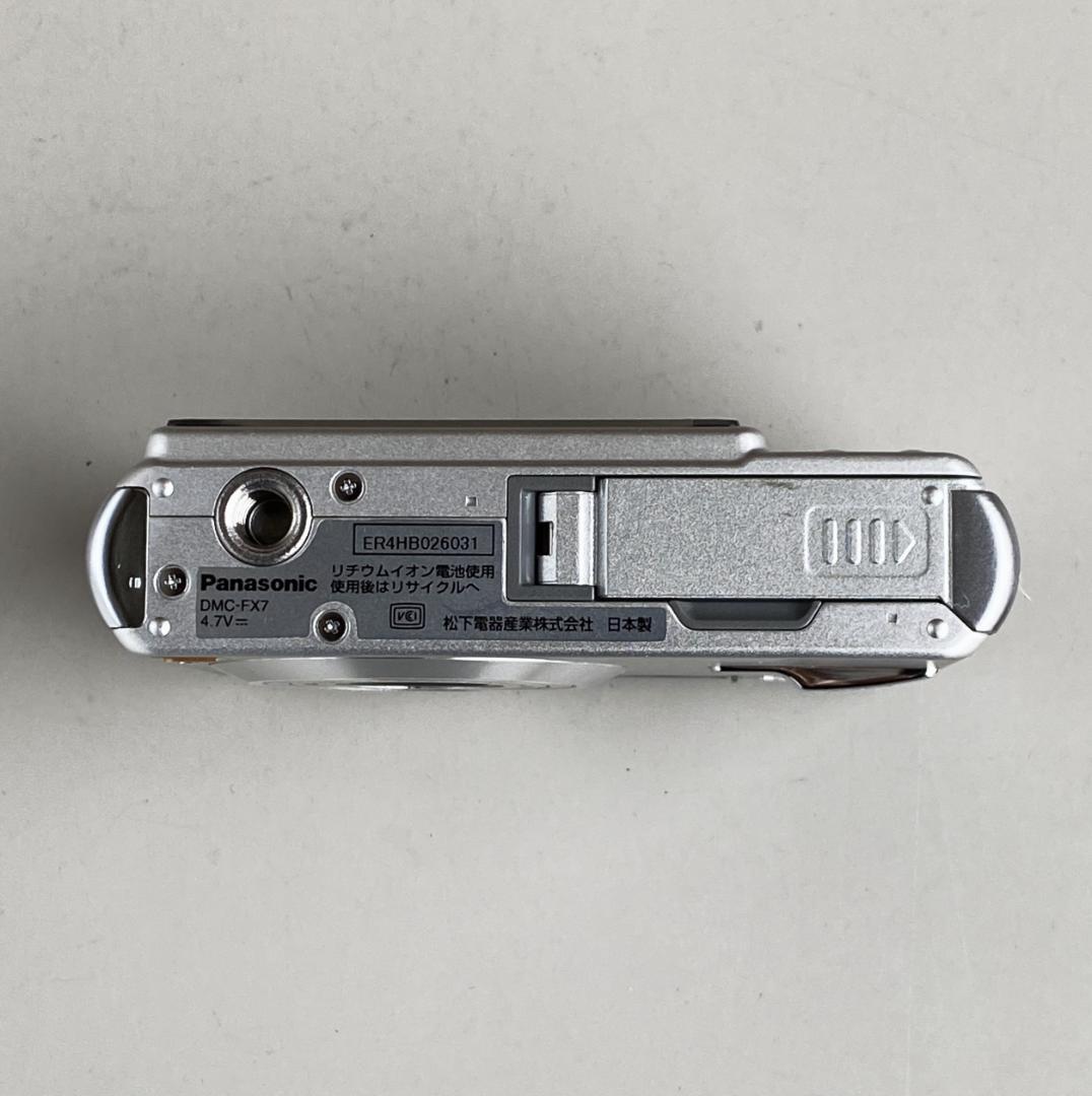 【美品】パナソニック Panasonic LUMIX DMC-FX7 コンデジ