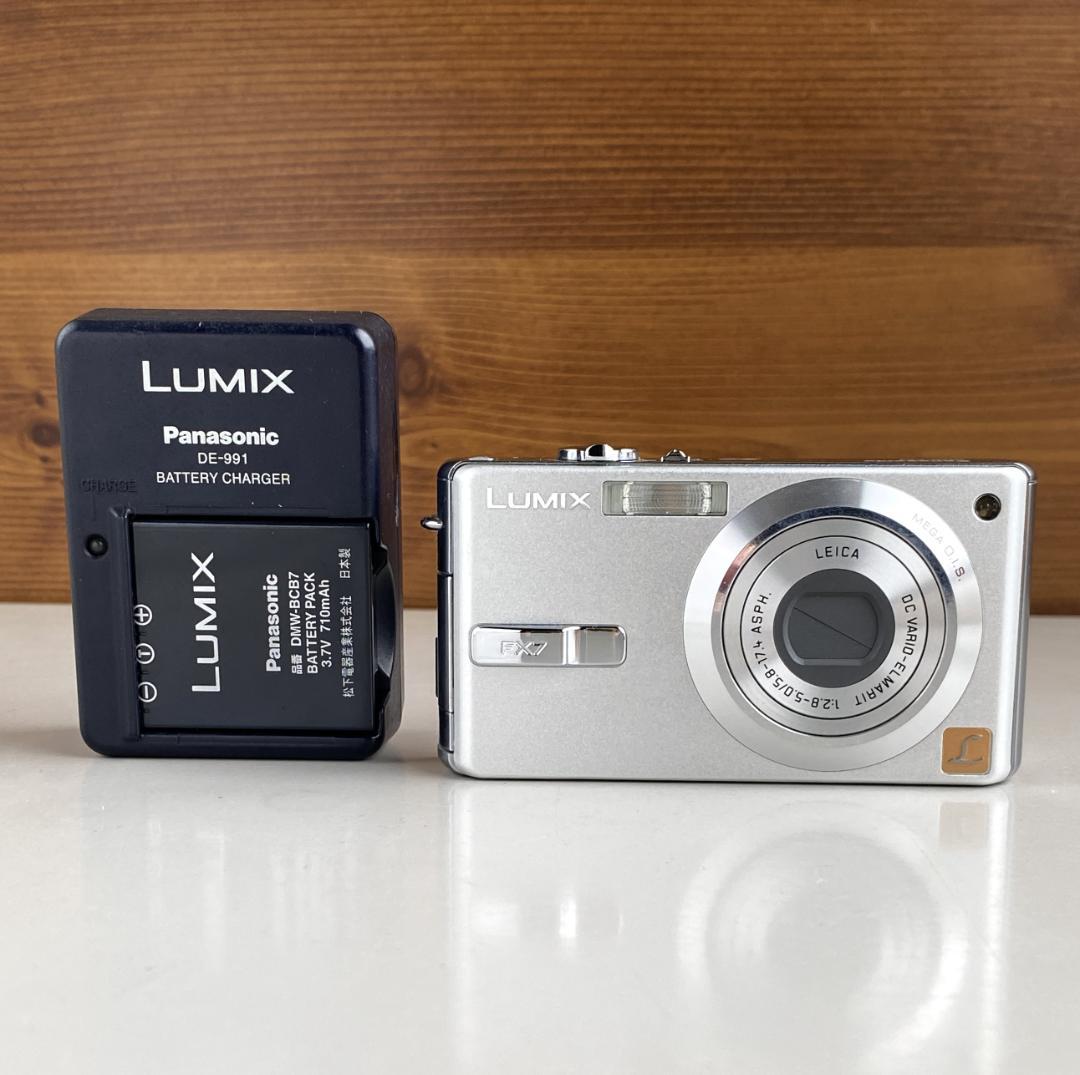 【美品】パナソニック Panasonic LUMIX DMC-FX7 コンデジ