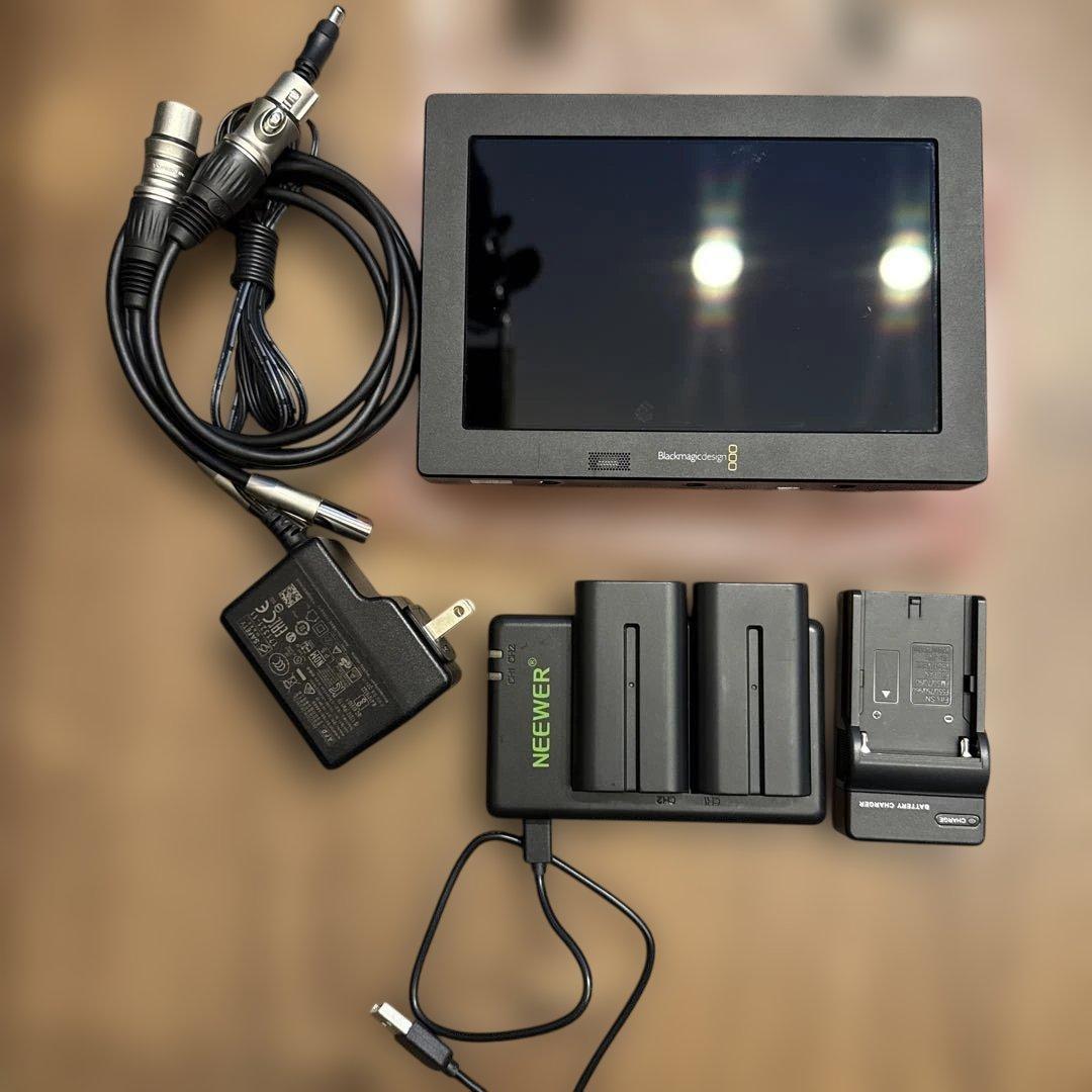 Blackmagic Video Assist 7” 3G （別売付属品付き）