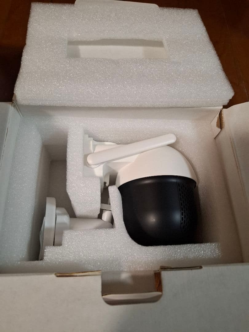 ANRAN ソーラー給電式ドーム型防犯カメラ ２台