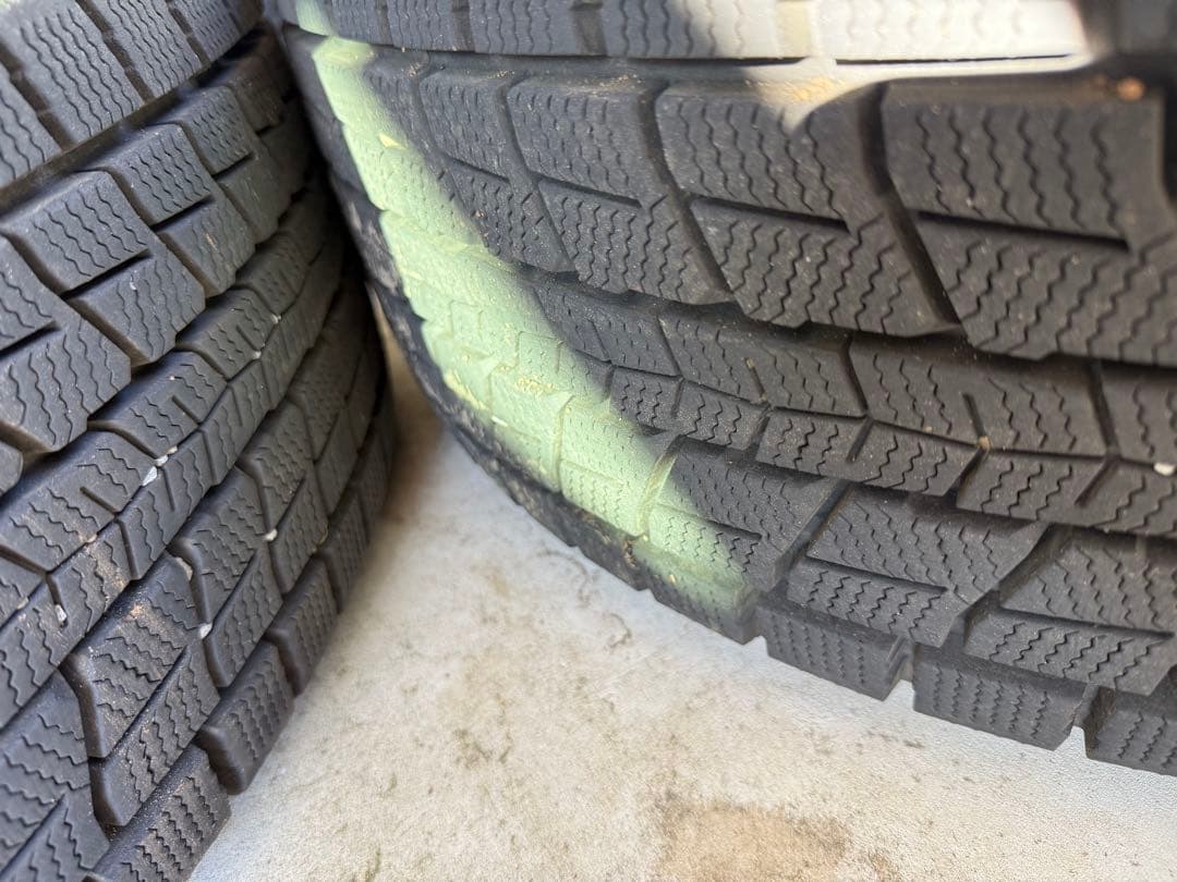 17インチ ブラックホイールと冬用タイヤセット　ハリアー　スタッドレスタイヤ